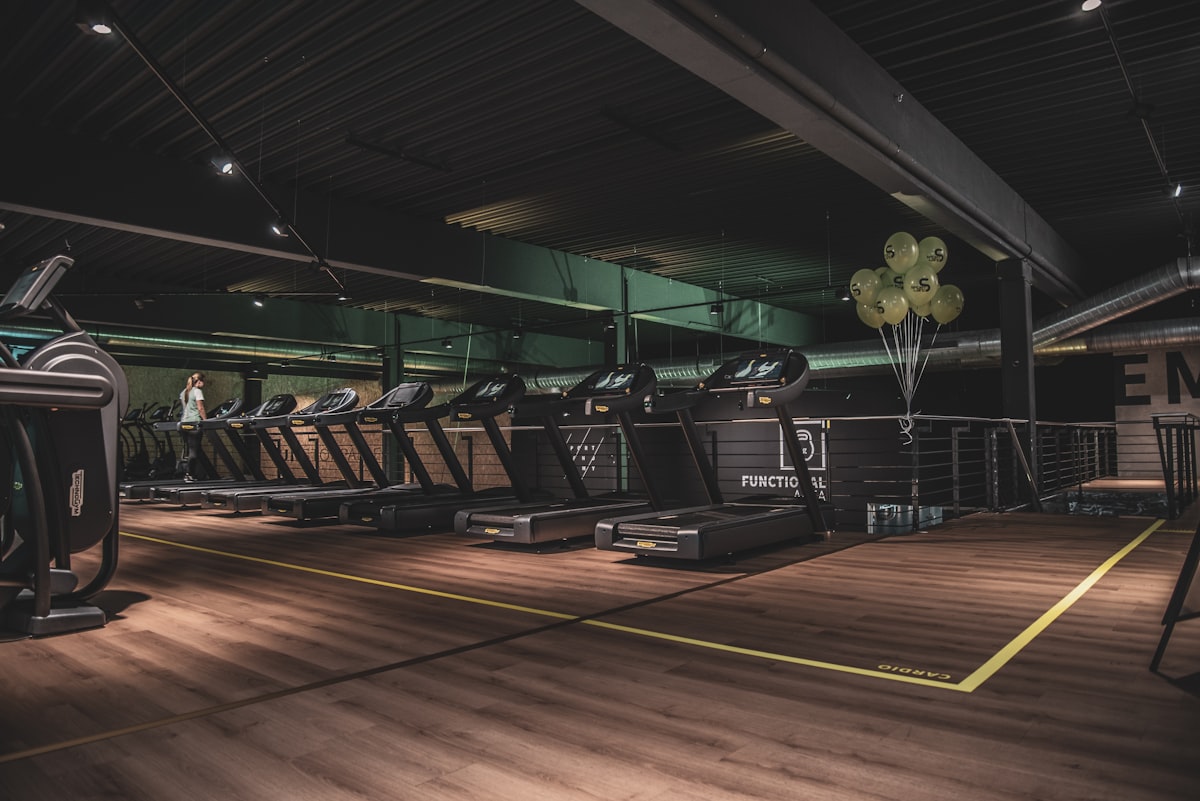 Treadmill row in the cardio area